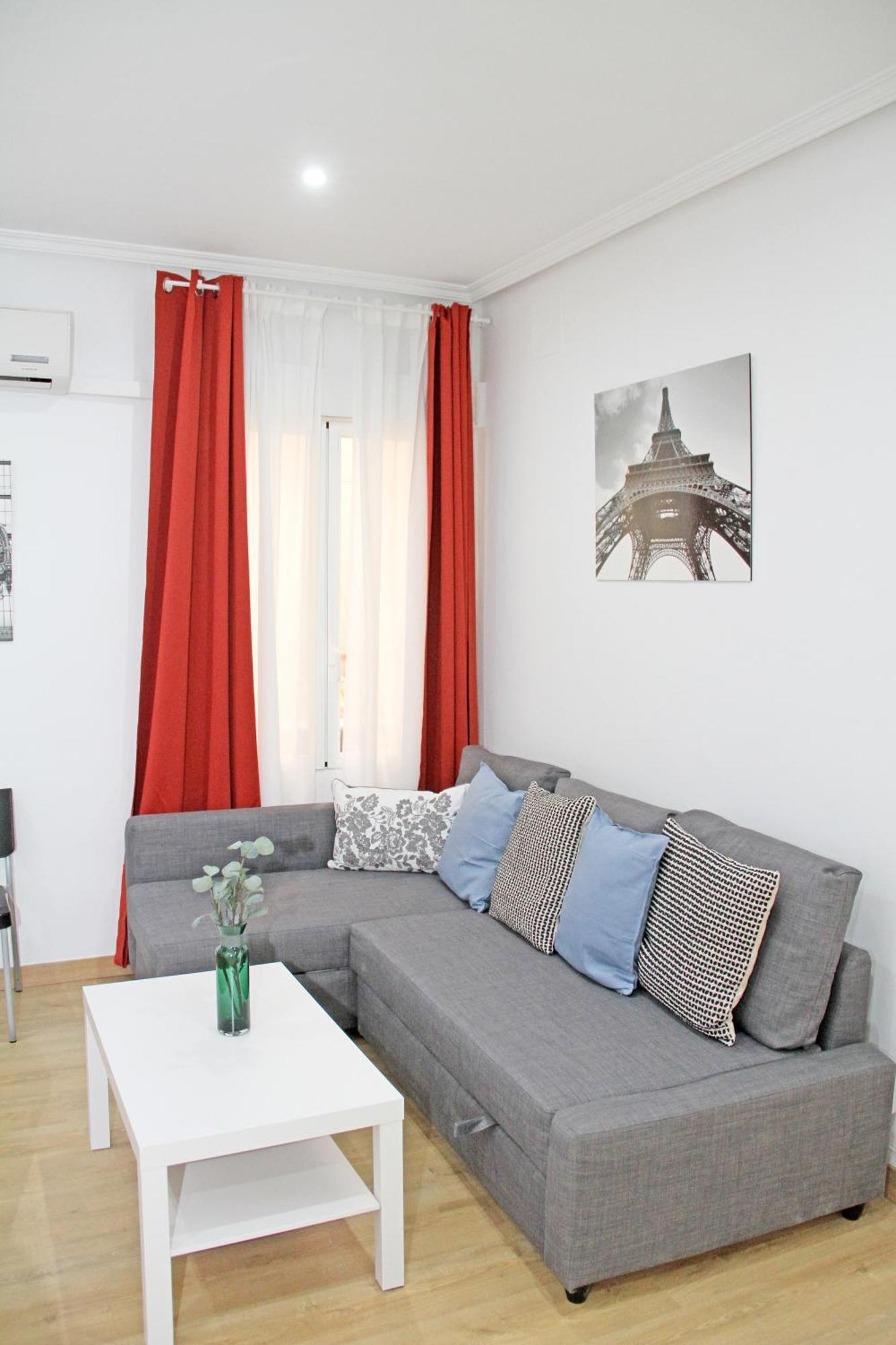 Lujosos Apartamentos En El Centro De Madrid Exterior photo