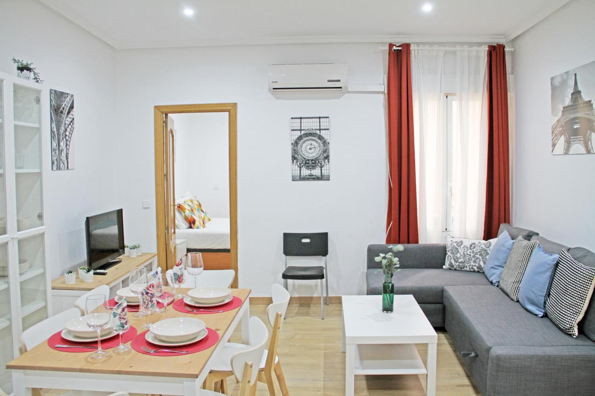 Lujosos Apartamentos En El Centro De Madrid Exterior photo