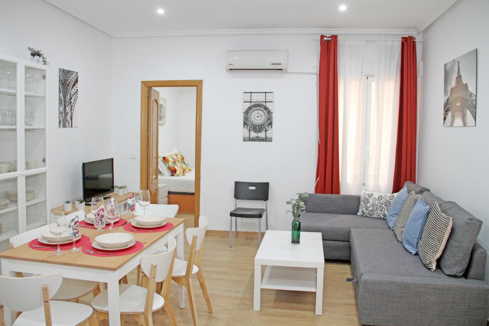 Lujosos Apartamentos En El Centro De Madrid Exterior photo